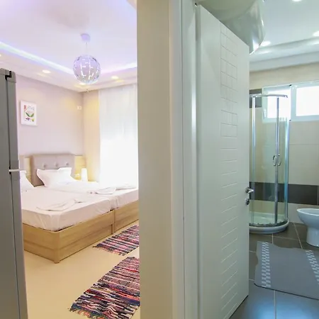 Blue Sea Apartment Sarande